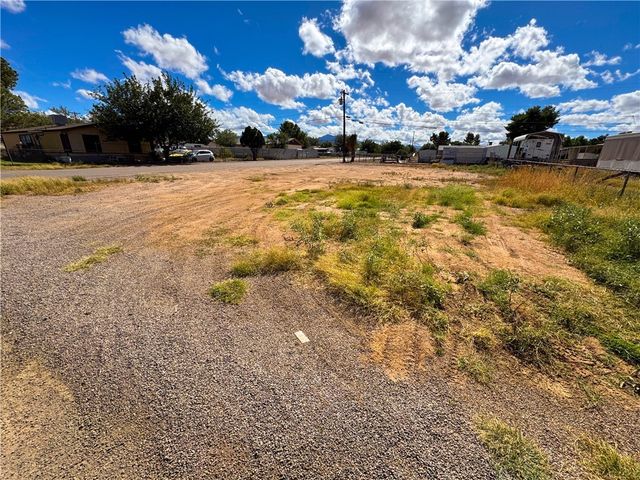3620 E Hearne Avenue, Kingman, AZ 86409