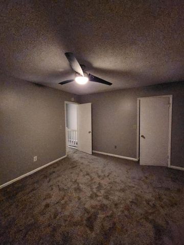 8735 Plantation Ct Drive, North Charleston, SC 29406