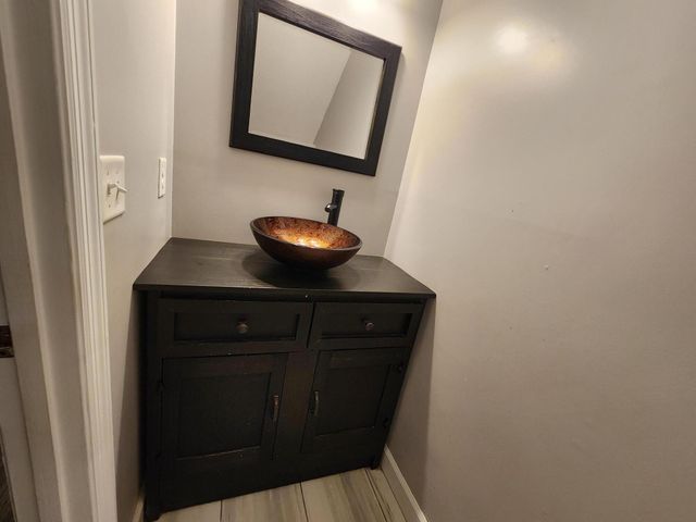 8735 Plantation Ct Drive, North Charleston, SC 29406