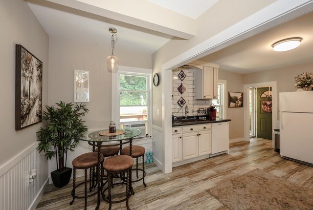 28 Spring Street, Hinsdale, NH 03451