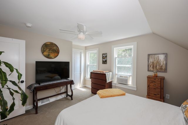 28 Spring Street, Hinsdale, NH 03451