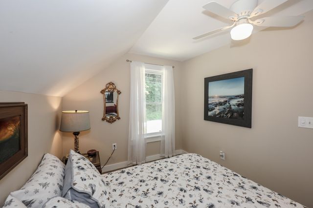 28 Spring Street, Hinsdale, NH 03451
