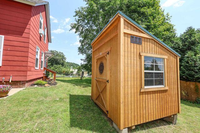 28 Spring Street, Hinsdale, NH 03451