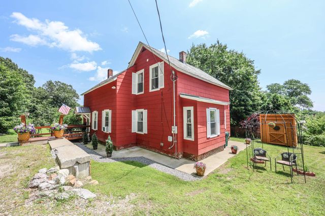 28 Spring Street, Hinsdale, NH 03451