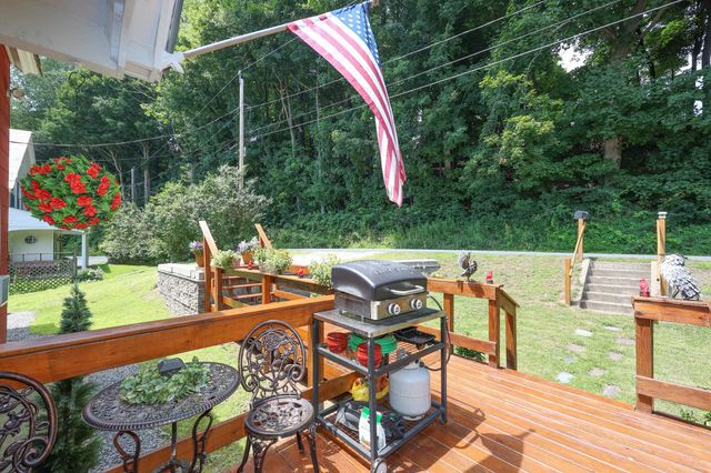 28 Spring Street, Hinsdale, NH 03451