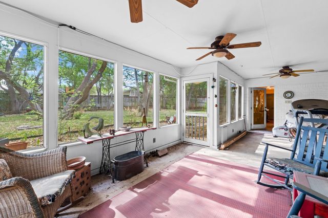 2606 Deerfoot TRL, Austin, TX 78704