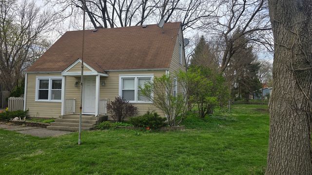 102 79th Street, Willowbrook, IL 60527