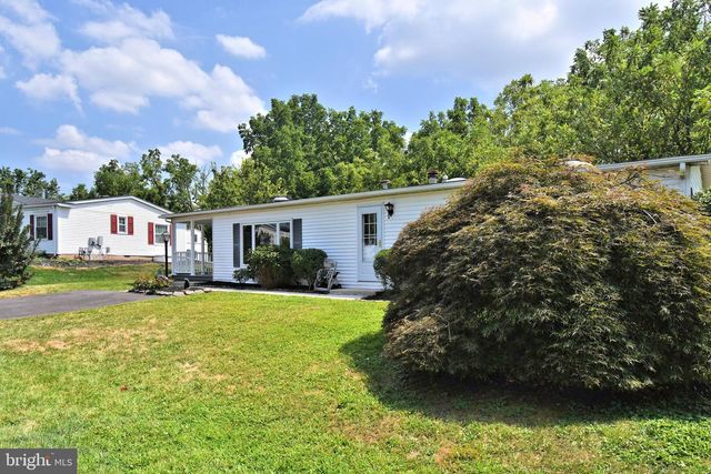 75 WOOD HOLLOW DR, Harleysville, PA 19438
