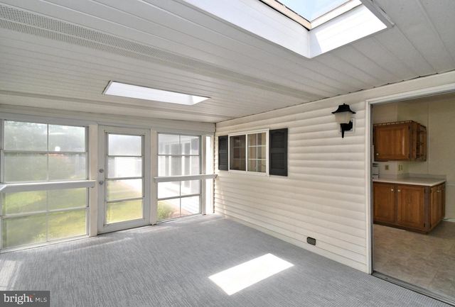 75 WOOD HOLLOW DR, Harleysville, PA 19438