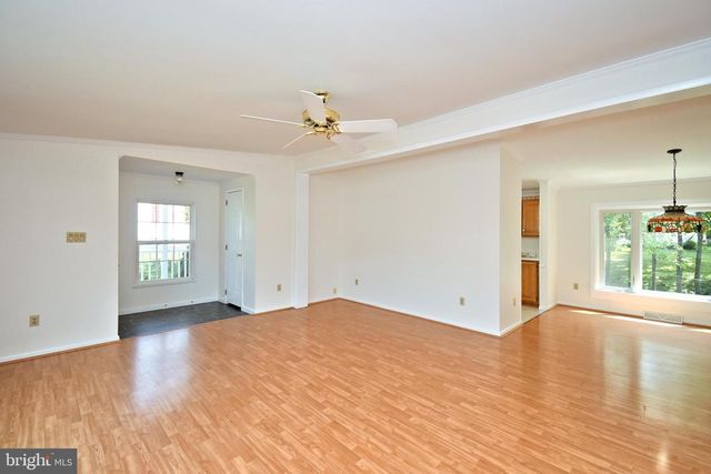 75 WOOD HOLLOW DR, Harleysville, PA 19438
