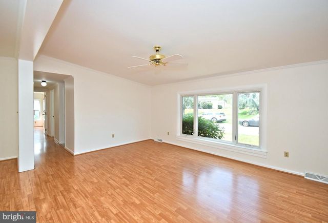 75 WOOD HOLLOW DR, Harleysville, PA 19438