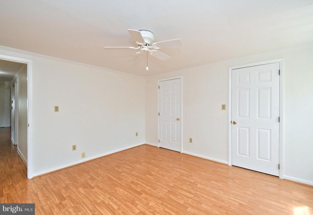 75 WOOD HOLLOW DR, Harleysville, PA 19438