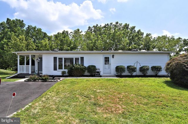 75 WOOD HOLLOW DR, Harleysville, PA 19438