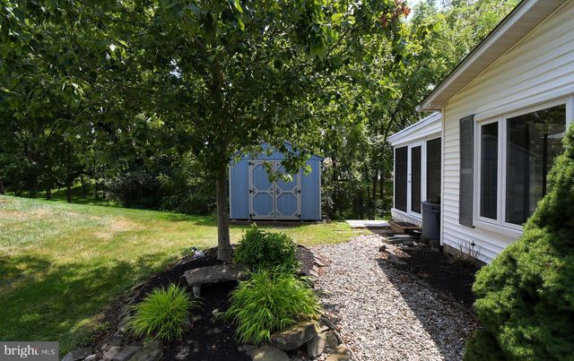 75 WOOD HOLLOW DR, Harleysville, PA 19438