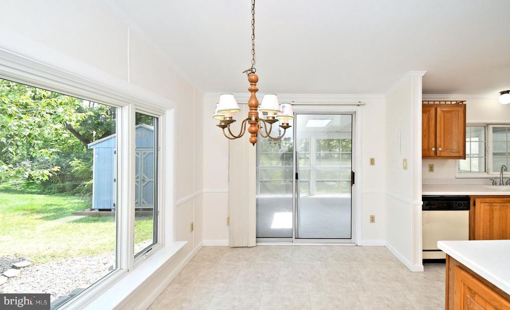 75 WOOD HOLLOW DR, Harleysville, PA 19438