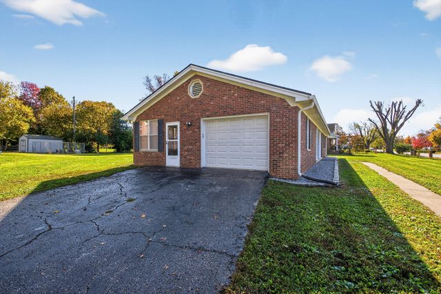 1018 Riverside Drive, Harrodsburg, KY 40330