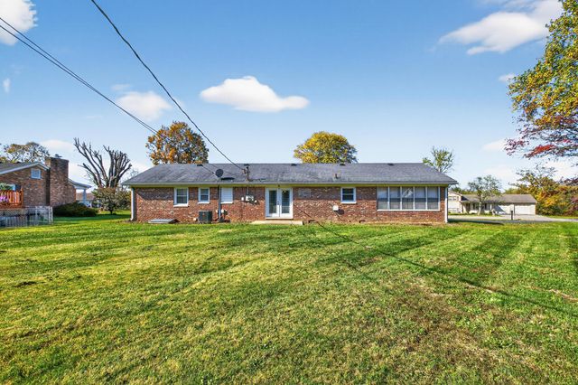 1018 Riverside Drive, Harrodsburg, KY 40330