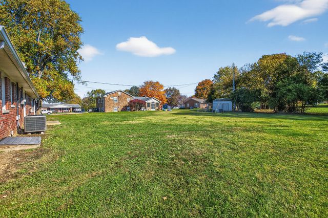 1018 Riverside Drive, Harrodsburg, KY 40330