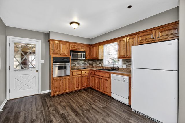 1018 Riverside Drive, Harrodsburg, KY 40330