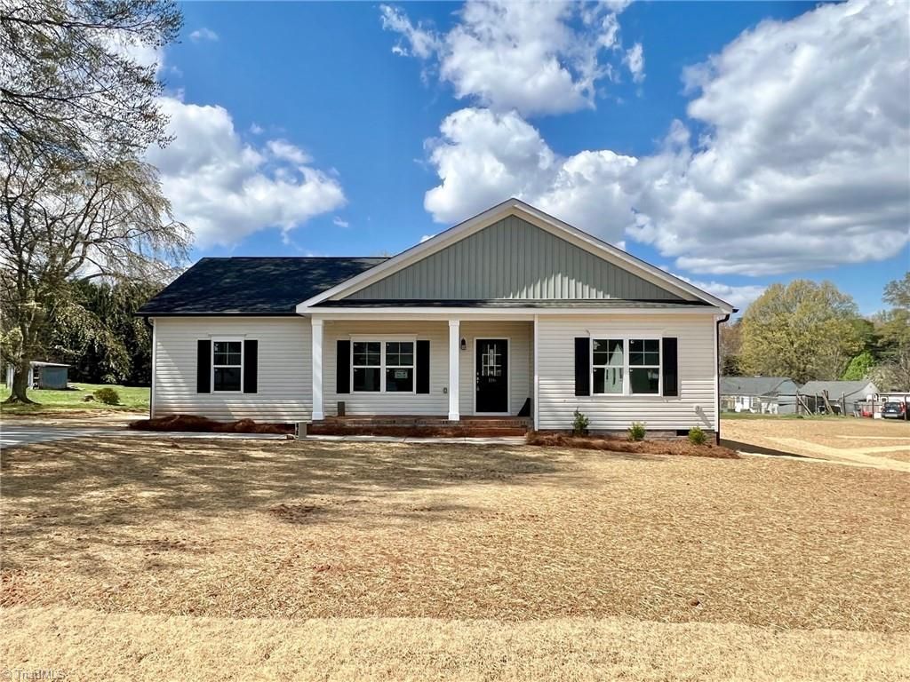 116 Vogler Drive, Winston-salem, NC 27107