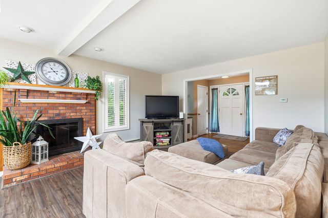 59 Peterson Circle, Concord, NH 03303
