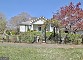 151 Flat Shoals Road, Woodbury, GA 30293