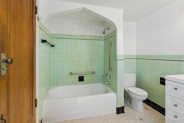 1890 Darlee Court, Lakewood, CO 80215