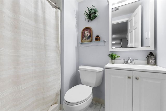 61 Wright St 102, Stoneham, MA 02180
