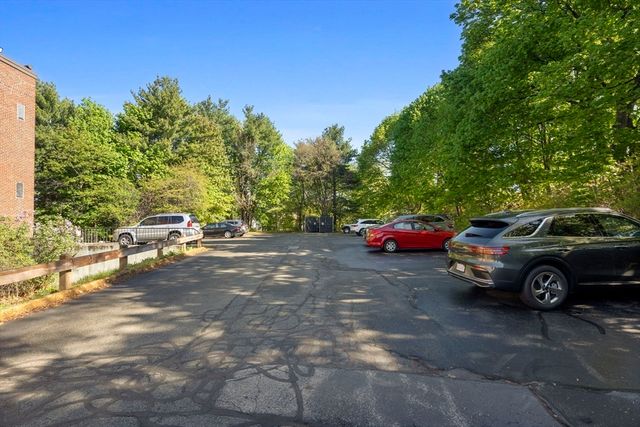 61 Wright St 102, Stoneham, MA 02180