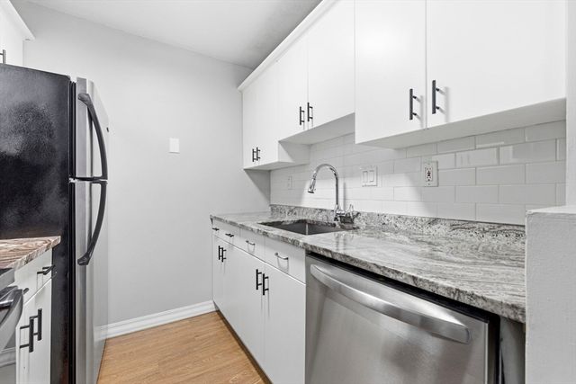 61 Wright St 102, Stoneham, MA 02180