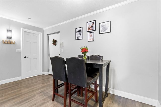 61 Wright St 102, Stoneham, MA 02180