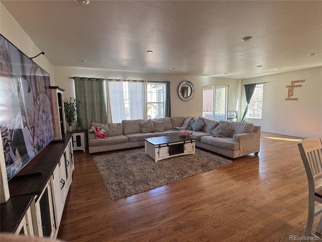 14246 Glencoe St, Thornton, CO 80602