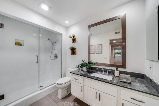 280 Cagney 103, Newport Beach, CA 92663