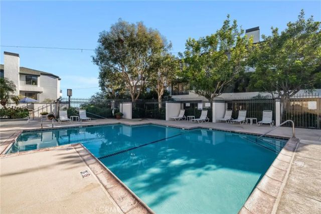 280 Cagney 103, Newport Beach, CA 92663