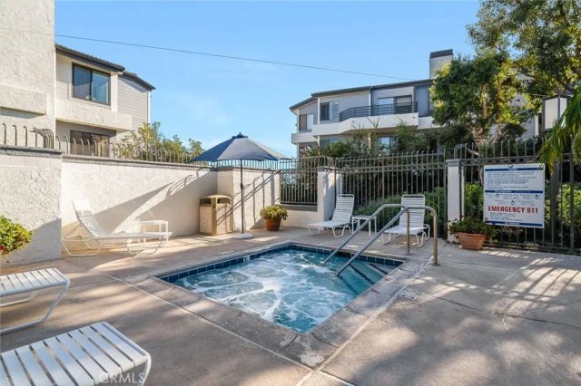 280 Cagney 103, Newport Beach, CA 92663