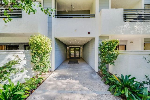 280 Cagney 103, Newport Beach, CA 92663