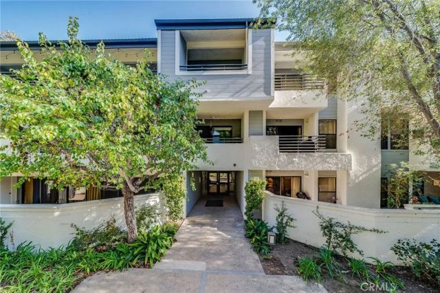 280 Cagney 103, Newport Beach, CA 92663