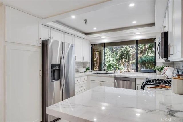 280 Cagney 103, Newport Beach, CA 92663