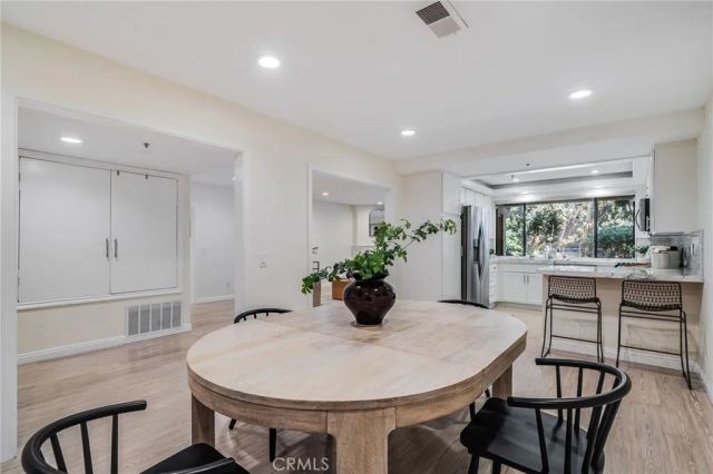 280 Cagney 103, Newport Beach, CA 92663