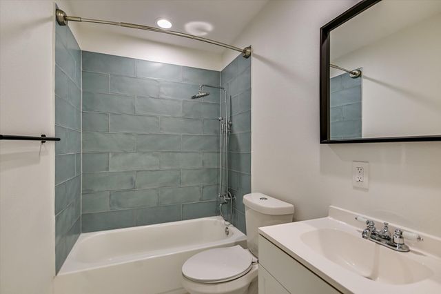 556 E 19th ST, Georgetown, TX 78626