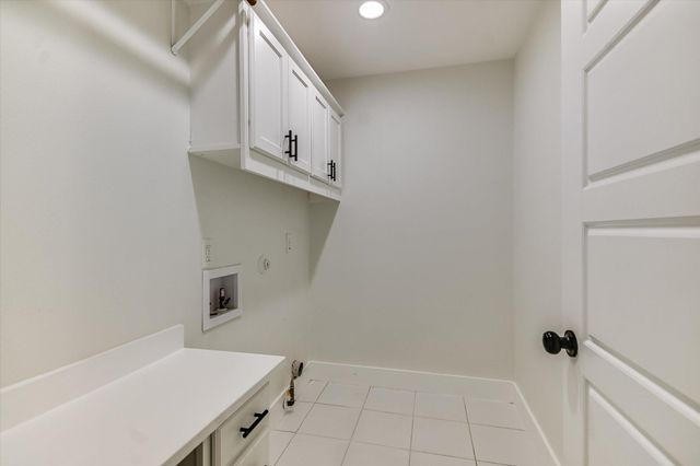 556 E 19th ST, Georgetown, TX 78626