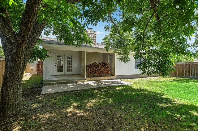 556 E 19th ST, Georgetown, TX 78626