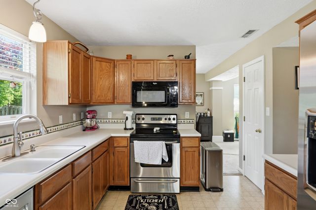 12519 Clearview Lane, Indianapolis, IN 46236