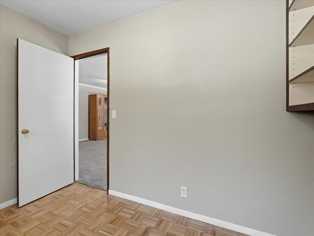 49020 Manzanita Road, Oakhurst, CA 93644