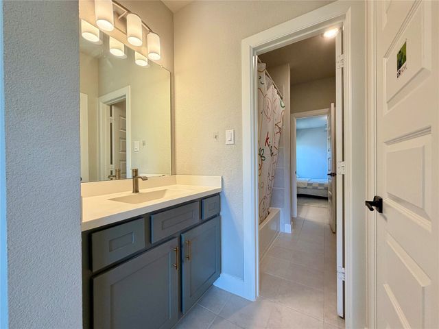 2912 Deerhurst Drive, Highland Village, TX 75077