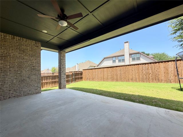 2912 Deerhurst Drive, Highland Village, TX 75077