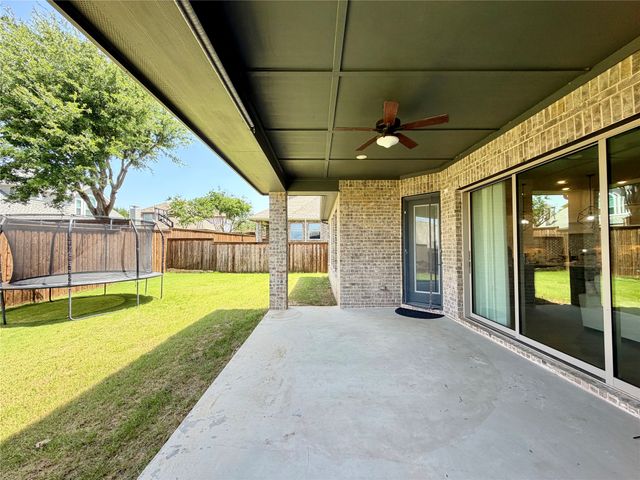 2912 Deerhurst Drive, Highland Village, TX 75077