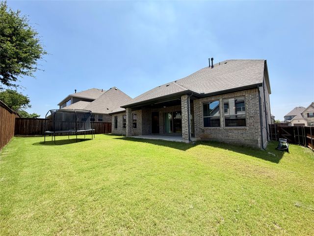 2912 Deerhurst Drive, Highland Village, TX 75077