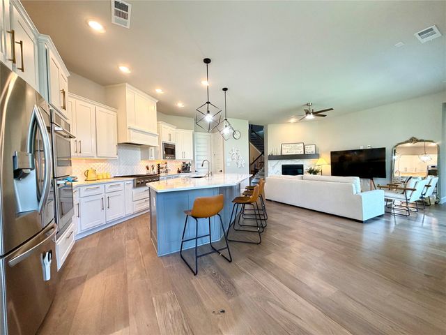 2912 Deerhurst Drive, Highland Village, TX 75077