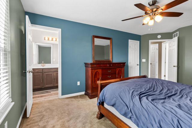 1938 Spring Cove Drive, Grove City, OH 43123